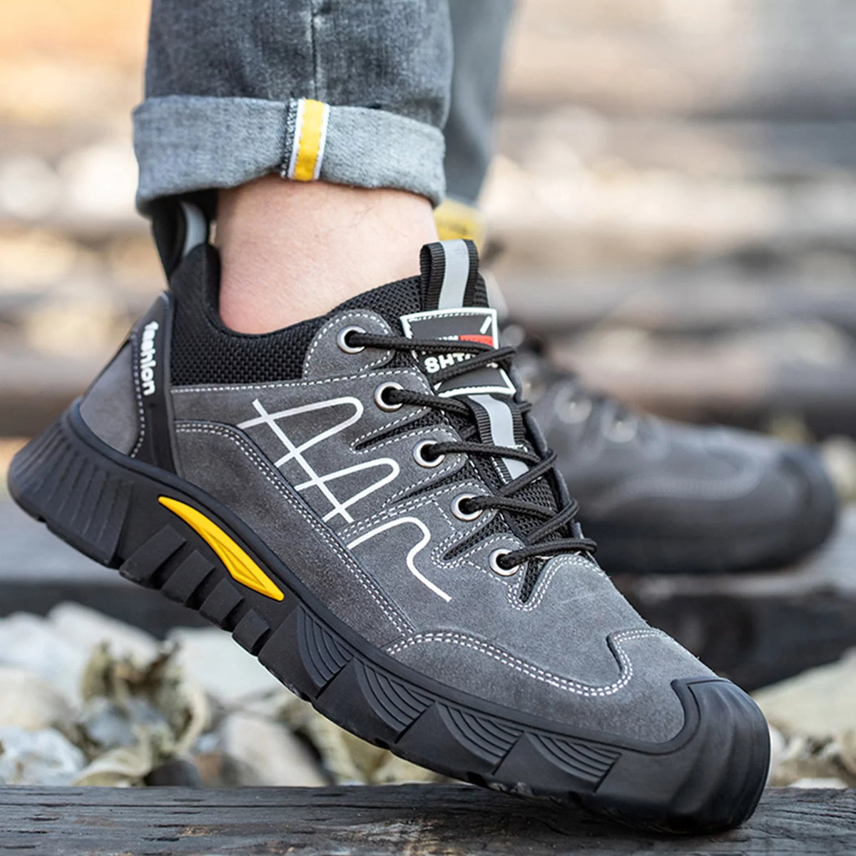 Tanleewa Steel Toe Work Safety Shoes for Men Lightweight Sneakers Shoe Size Men9.5/Women10.5
