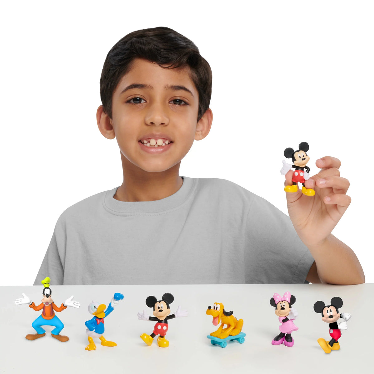 Disney Junior Mickey Mouse Collectible Figure Set, Officially Licensed Kids Toys for Ages 3 Up, Gifts and Presents